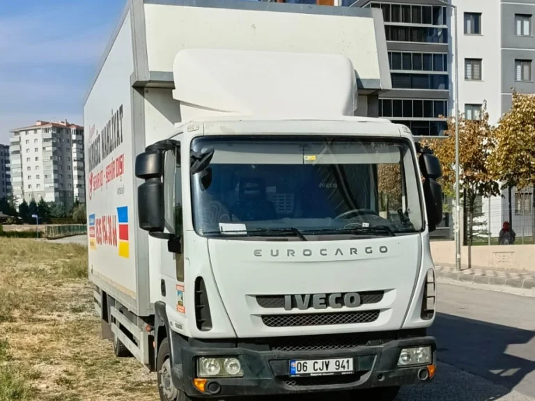 Karagöz Şehirler Arası Taşımacılık: Uzak Mesafelerde Güven ve Hız
